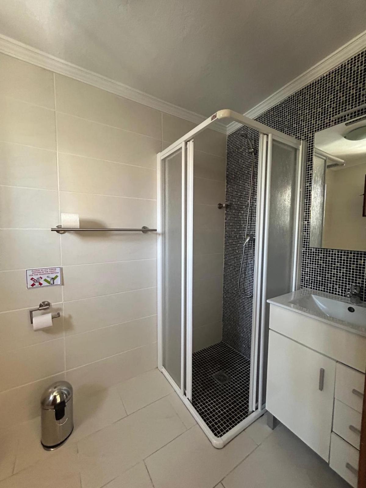 Toro Vista Casita - 1-2 Bedrooms Sayalonga Εξωτερικό φωτογραφία