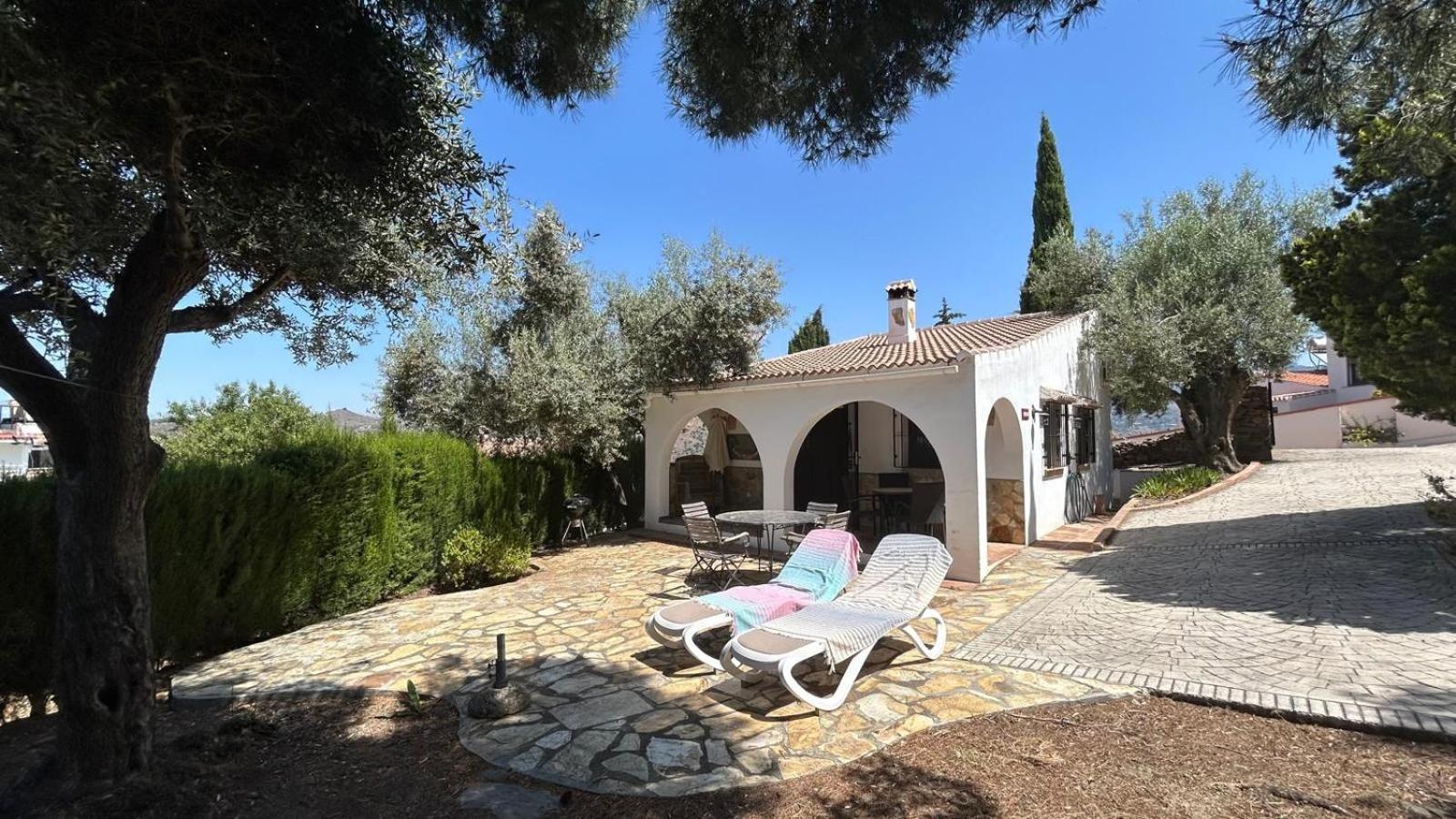 Toro Vista Casita - 1-2 Bedrooms Sayalonga Εξωτερικό φωτογραφία