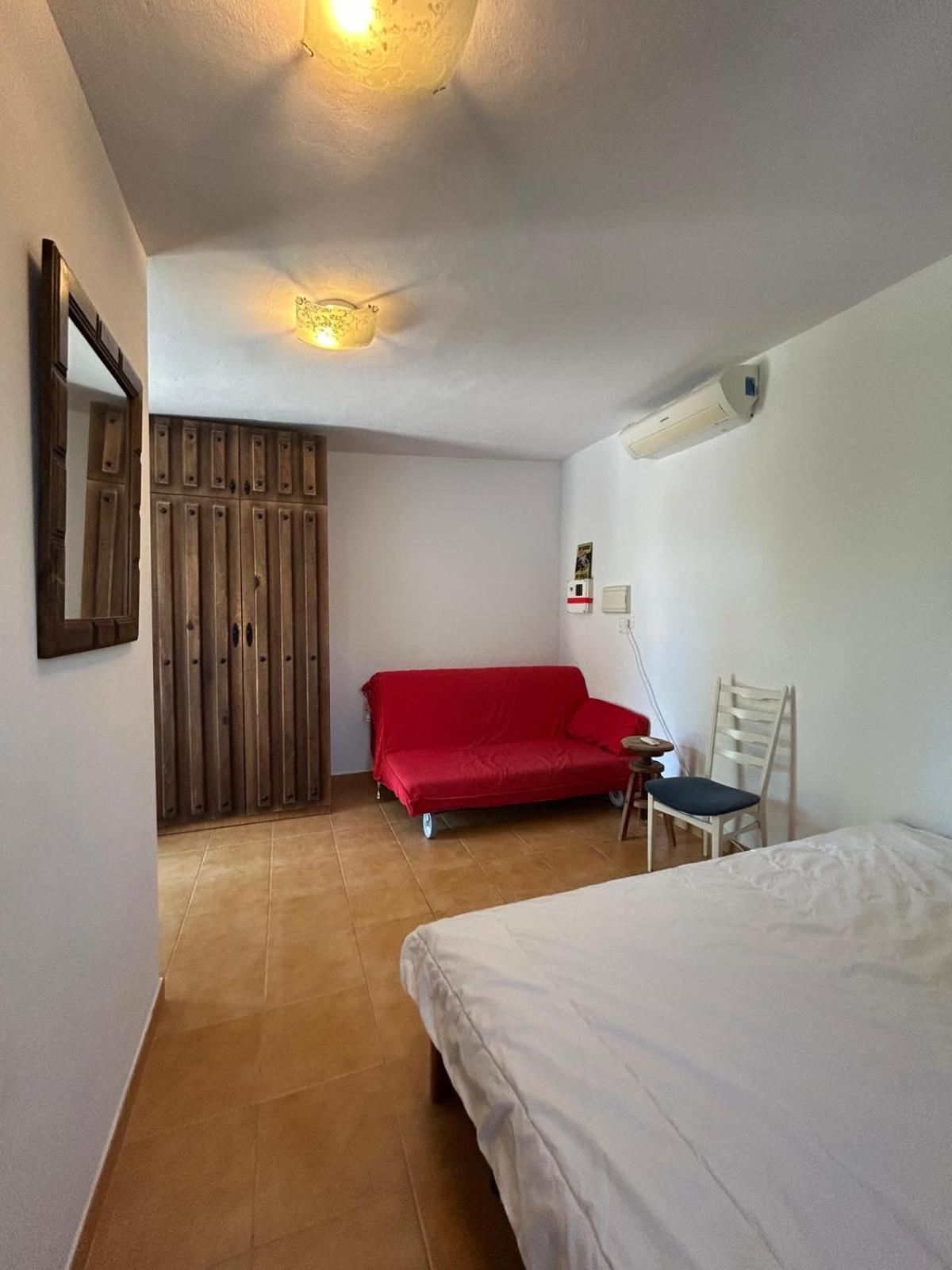 Toro Vista Casita - 1-2 Bedrooms Sayalonga Εξωτερικό φωτογραφία